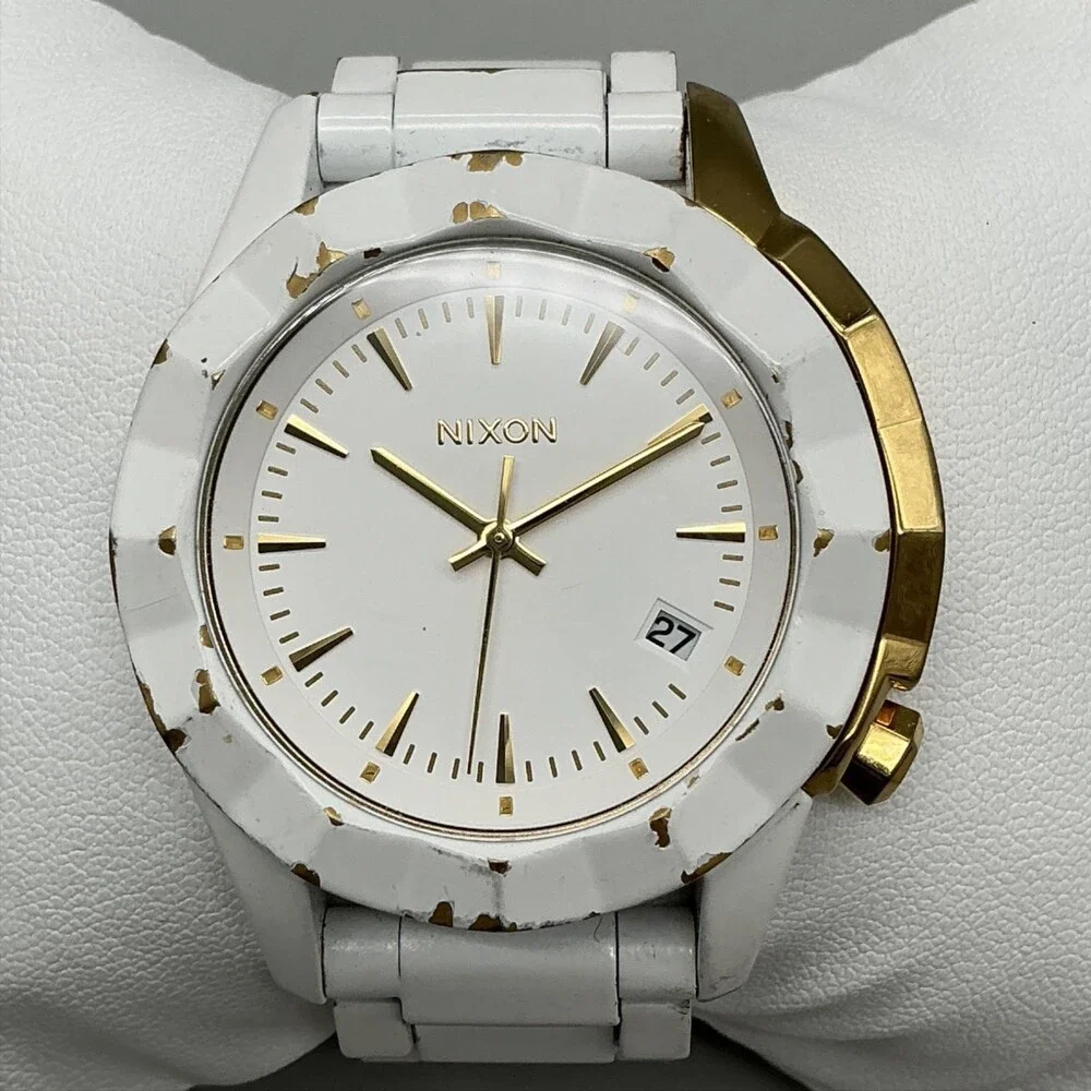 Nixon The Monarch Mens Watch 42mm White Dial Gold Tone Date Quartz Bracelet 7
